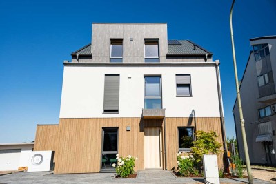 Biobau | KfW40 | Kapitalanlage (vermietet)| 5% AfA | Exklusive DG-Wohnung - Terrasse & Panoramablick