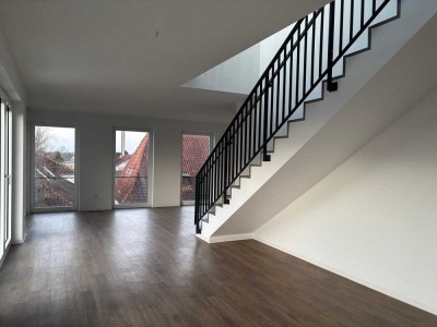 Moderne Penthouse-Maisonette Wohnung in zentraler Lage