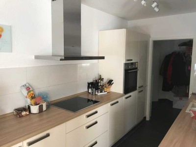 Moderne 3-Zimmer-Wohnung mit gehobener Ausstattung und Einbauküche im Rheingauviertel