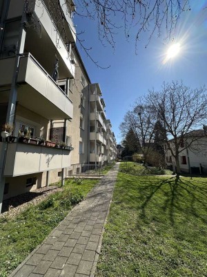 Bezugsfertige Wohnung in Top-Uni-Lage für Studenten/Azubis
