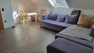 zentral gelegene teilmöblierte 3-ZKB Dachgeschosswohnung in Ulmen zu vermieten