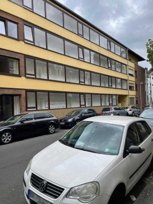 Kompaktes, möbliertes und vermietetes Apartment