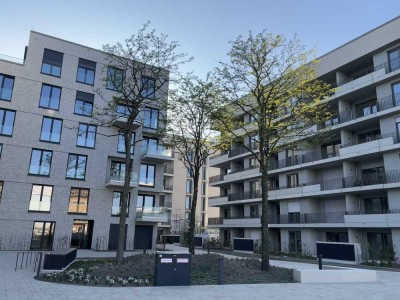 Neuwertige Wohnung mit drei Zimmern und Balkon in Düsseldorf