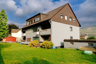 Investoren aufgepasst! 6 Familienhaus mit viel Potential!