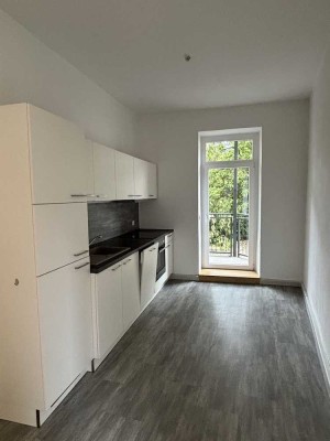 2 Zimmerwohnung mit EBK und Balkon