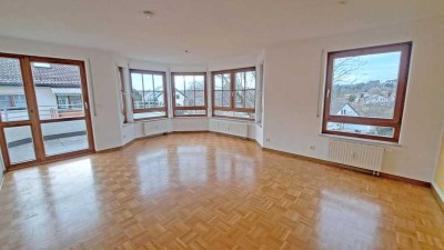 Helle, freundliche 3-Zimmer-Wohnung mit Balkon