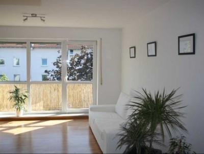 Wunderschöne helle 2-Raum-Maisonette-Wohnung mit 2 Balkonen