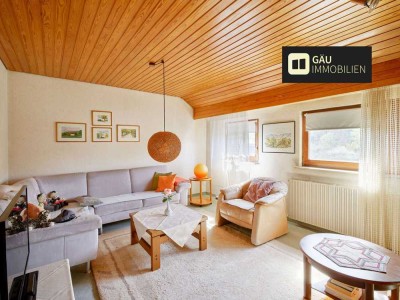 Großzügiges 2-Familienhaus in ruhiger Wohnlage mit Balkon, Garten und Garage