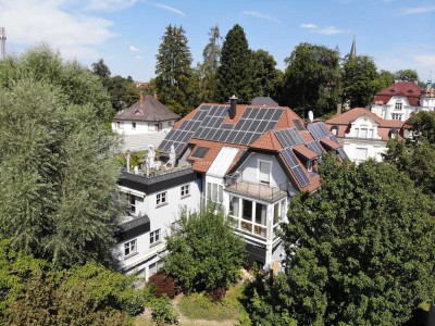 2-Zimmer-Wohnung mit Terrasse in einem 4-Parteien-Haus in ruhiger und grüner Zentrumslage