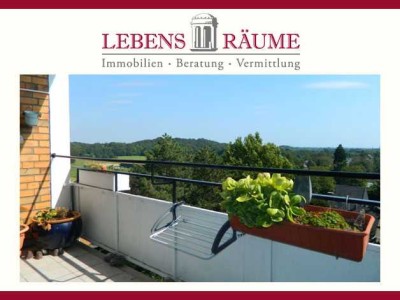+++ Helle freiwerdende 2-Zi.-Wohnung mit überdachtem Balkon und schönem Weitblick +++