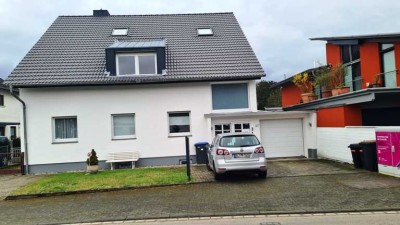 Schone 3 Zimmer Wohnung 1 OG in Bergisch Gladbach Schildgen