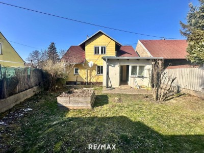 Charmantes Wohnhaus mit Potenzial: Ihre Sanierungschance in ruhiger Lage!
