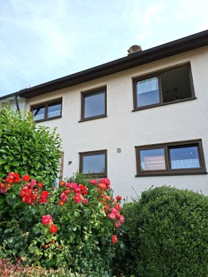 Reihenendhaus mit großem Garten, Garage in begehrter Wohnlage von Aalen