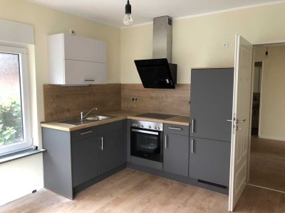 2-Zimmer Erdgeschoss-Wohnung mit Einbauküche und Terrasse