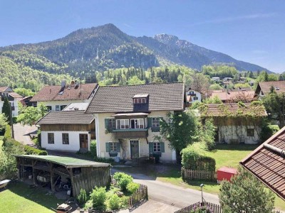 Bezauberndes Einfamilienhaus mit Werkstatt und Gästehaus