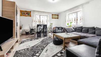 Zweifamilienhaus mit viel Platz und Gestaltungsfreiheit in ruhiger Lage