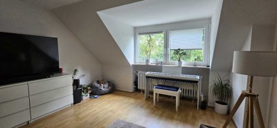2,5 Zimmer DG-Wohnung in ruhiger Lage