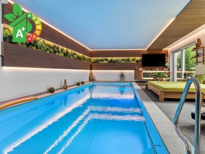 Luxuriöses Anwesen nahe Regensburg: Großzügige, neuwertige Villa mit Schwimmbad