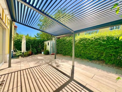Lichtdurchflutete Maisonette-Wohnung mit großer Sonnenterrasse und Stellplatz