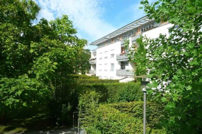 Nahe Uni Hohenheim: Neuwertige 2-Zimmer-Wohnung