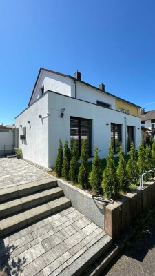 Doppelhaushälfte in bester Lage nähe Stadion