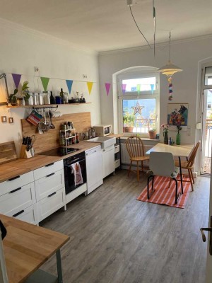 Wunderschöne Altbauwohnung sucht dich !!