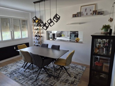 Klimatisierte Drei-Zimmer-Dachgeschoss-Wohnung in Ruhelage nahe dem Liesinger Platz!