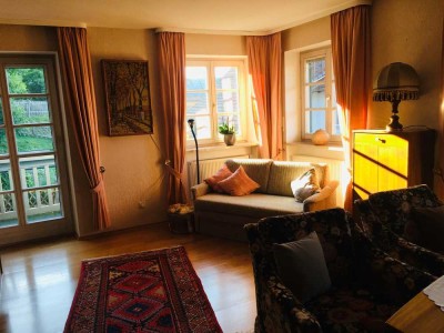 Charmante 2,5-Zimmer-Wohnung in zentraler Lage zu vermieten