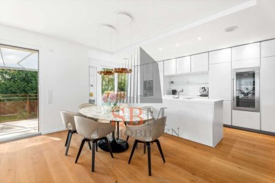 Exklusives Wohnen: Luxuriöse 4-Zi.-Wohnung in Top-Lage mit edler Ausstattung