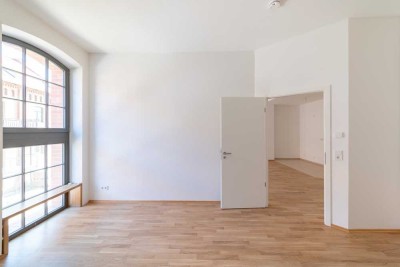 Tolle 2,5 - Raumwohnung mit Saaleblick -WE38