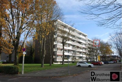 Drei Zimmer Wohnung mit Balkon und Keller