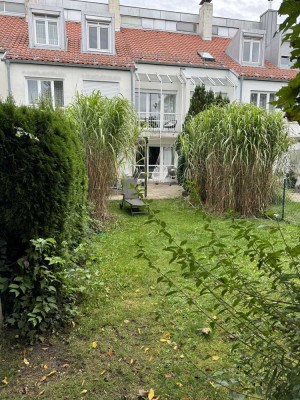 Erstbezug 6-Zimmer-Haus mit luxuriöser Innenausstattung in Unterschleißheim