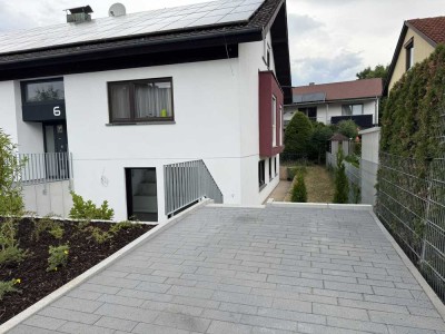 Exklusive 2-Raum-Wohnung mit gehobener Innenausstattung mit EBK in Herrenberg