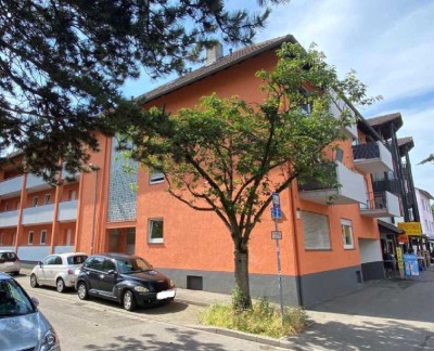 Stilvolle, gepflegte 1-Raum-Hochparterre-Wohnung mit Balkon und EBK