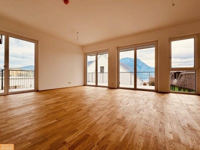 Lichtdurchflutete Wohnung mit Seeblick und großer Terrasse in Bestlage von Gmunden