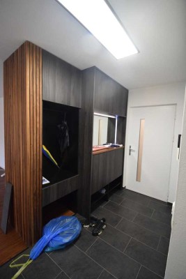 SOFORT BEZUGSFERTIG *** traumhafte Wohnung mit großer Terrasse und kleinem Garten ***
