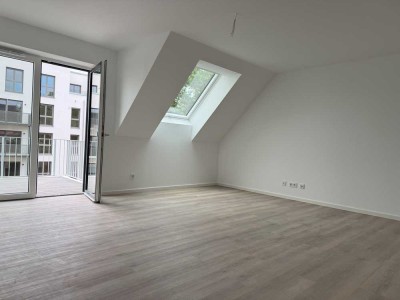 NEUBAU/ERSTBEZUG: Sehr schöne 2-Zimmer-DG-Wohnung inkl. Einbauküche & Balkon im Lagardé-Quartier