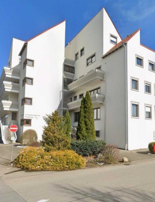 Top-renovierte 3 - Zimmer-Wohnung mit Tiefgaragenstellplatz in zentraler Lage von Geislingen