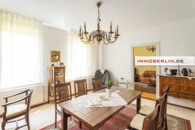 IMMOBERLIN.DE - Historischer Vierseithof mit interessantem Gestaltungspotential