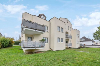 2-Zimmer-Wohnung im EG mit Einbauküche, Balkon und TG-Stellplatz