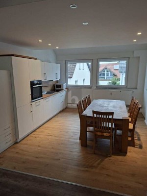 HELLES GEMÜTLICHES ZUHAUSE