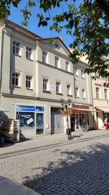 Große 4-Raumwohnung mit Balkon