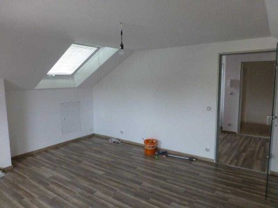 Helle Wohnung mit Einbauküche