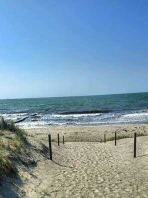 BEZUGSFREI zum 01.12.2025 | WOHNEN in STRANDNÄHE | großer BALKON | EBK
