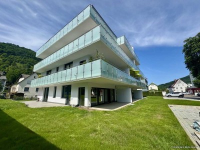 Wohnen Am Park - 2,5 Zimmerwohnung im EG mit großem Garten und Terrassen in Süd-Ausrichtung