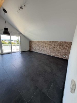 Exklusive Dachgeschoss-Wohnung im Loftstil mit Schwarzwaldblick