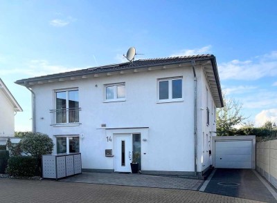 Elegantes Einfamilienhaus (Neuwertig) mit 7 Zimmern in Dormagen