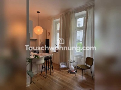 Tauschwohnung: Charming Altbau flat with high ceilings in Schöneberg
