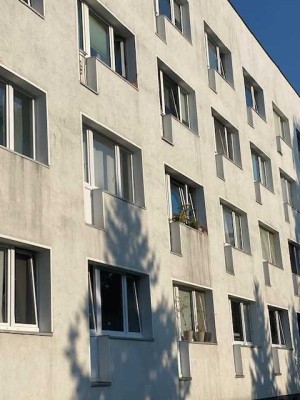 1 Raum Wohnung mit Einbauküche