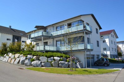 Barrierefreie, moderne Erdgeschosswohnung – hell und lichtdurchflutet mit Terrasse & Garten